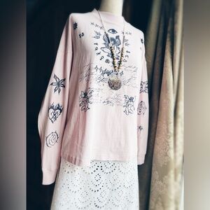 Kimchi Blue Graphic Tattoo Long Sleeve Tee | Pink NWT
